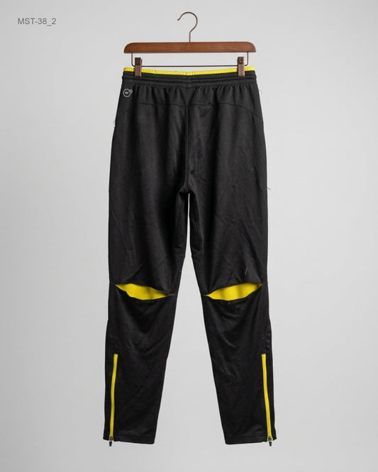 Buy Black Polyester Men Sports Trousers by CUT LABEL - Premium condition for MENS | Preloved OTS Pakistan (MST-38)