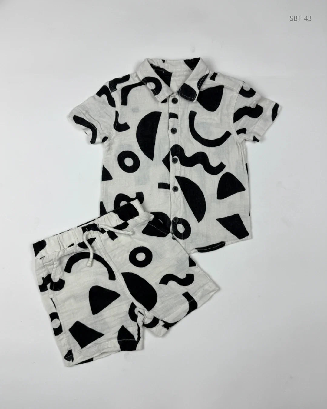 UK Imported secondhand Boys Summer Tops - George brand, Black & White Cotton, Premium condition, for Boys - Online Thrift Store Karachi Pakistan