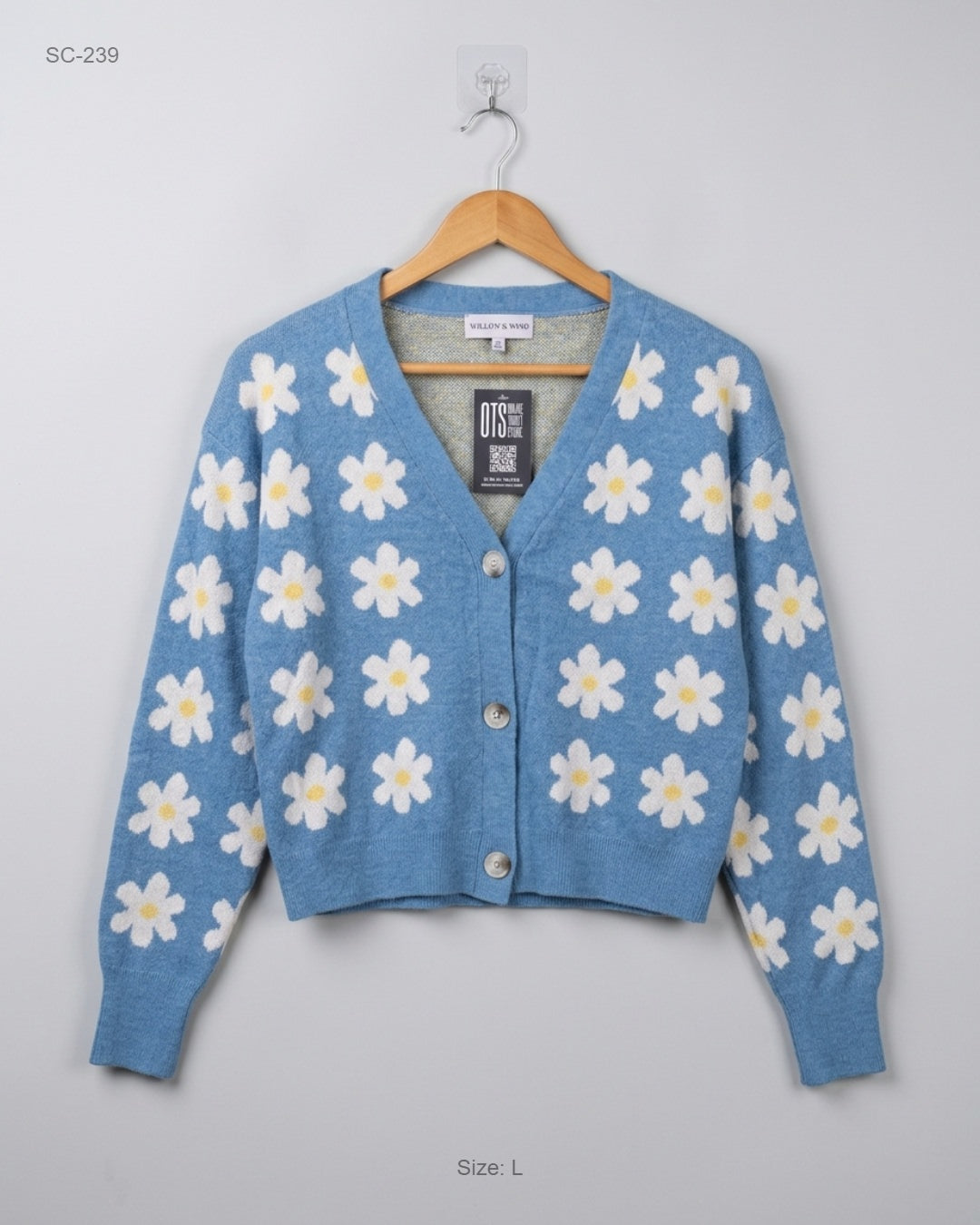 Shop Premium Short Cardigans by WILLOW&WIND | Preloved Branded Clothes | Blue Polyester | Women | OTS Thrift Store Peshawar Pakistan
