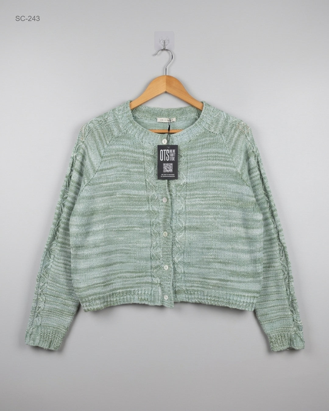Secondhand Branded Short Cardigans by ONE OF A KIND, Green Acrylic fabric, Premium condition, for Women - Online Thrift Shop Karachi Pakistan