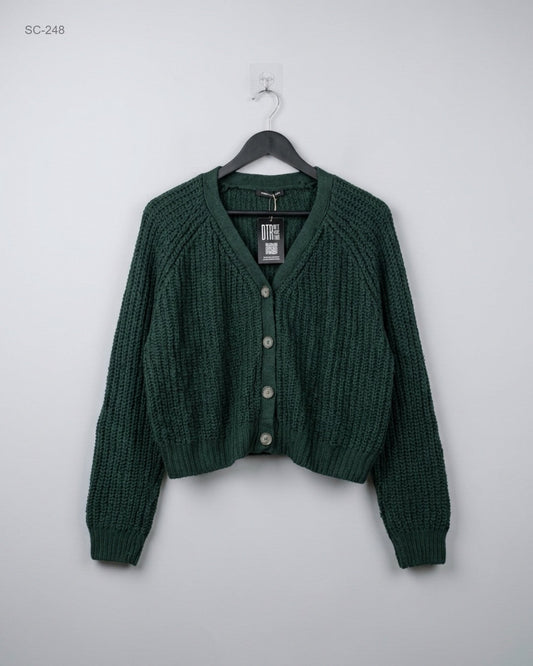Shop Premium Short Cardigans by CUT LABEL | Preloved Branded Clothes | Green Acrylic | Women | OTS Thrift Store Karachi Pakistan