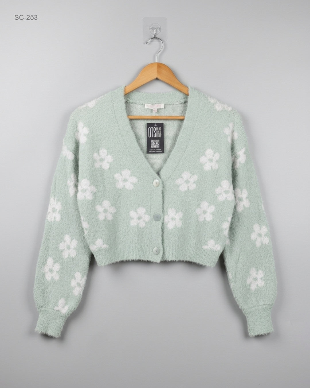 Shop Premium Short Cardigans by Nobo | Preloved Branded Clothes | Green Polyester | Women | OTS Thrift Store Lahore Pakistan