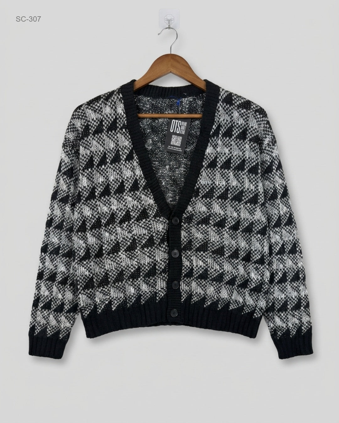 CUT LABEL Black Geometric Knit Cardigan buy preloved clothing online Pakistan