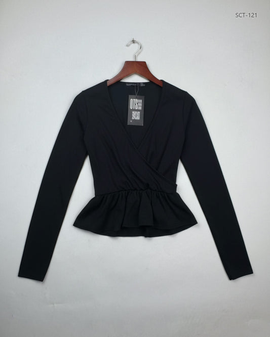 Shop Premium Summer Crop Tops by Boohoo | Preloved Branded Clothes | Black Polyester | Womens | OTS Thrift Store Islamabad Pakistan