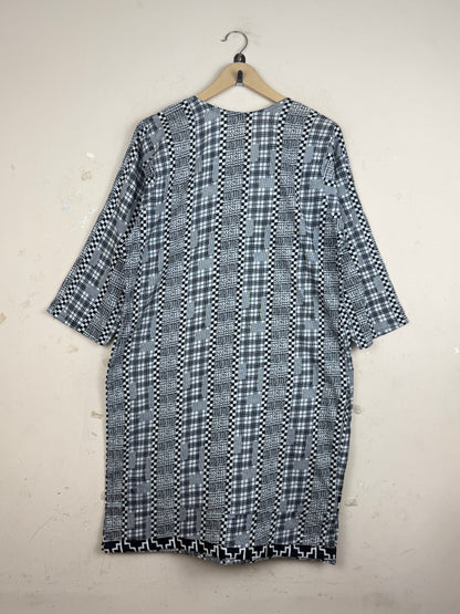 Buy Premium Summer Kurti in Black & White Lawn by CUT LABEL for Womens | OTS Thrift Store Pakistan