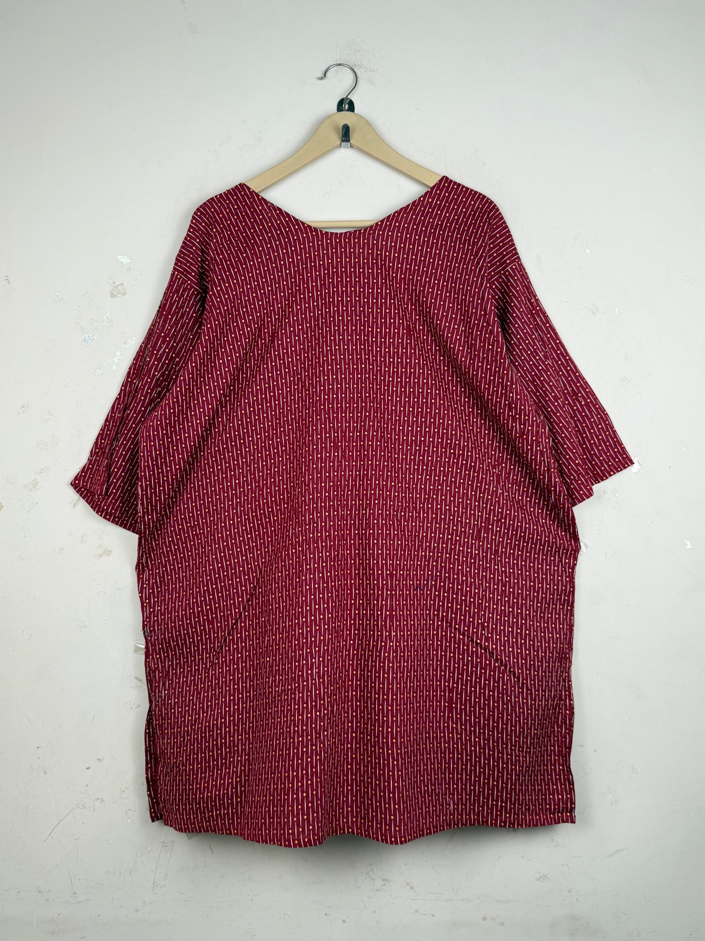 Order CUT LABEL Summer Kurti in Maroon Lawn for Womens - Premium at Online Thrift Store Pakistan (SK-109)