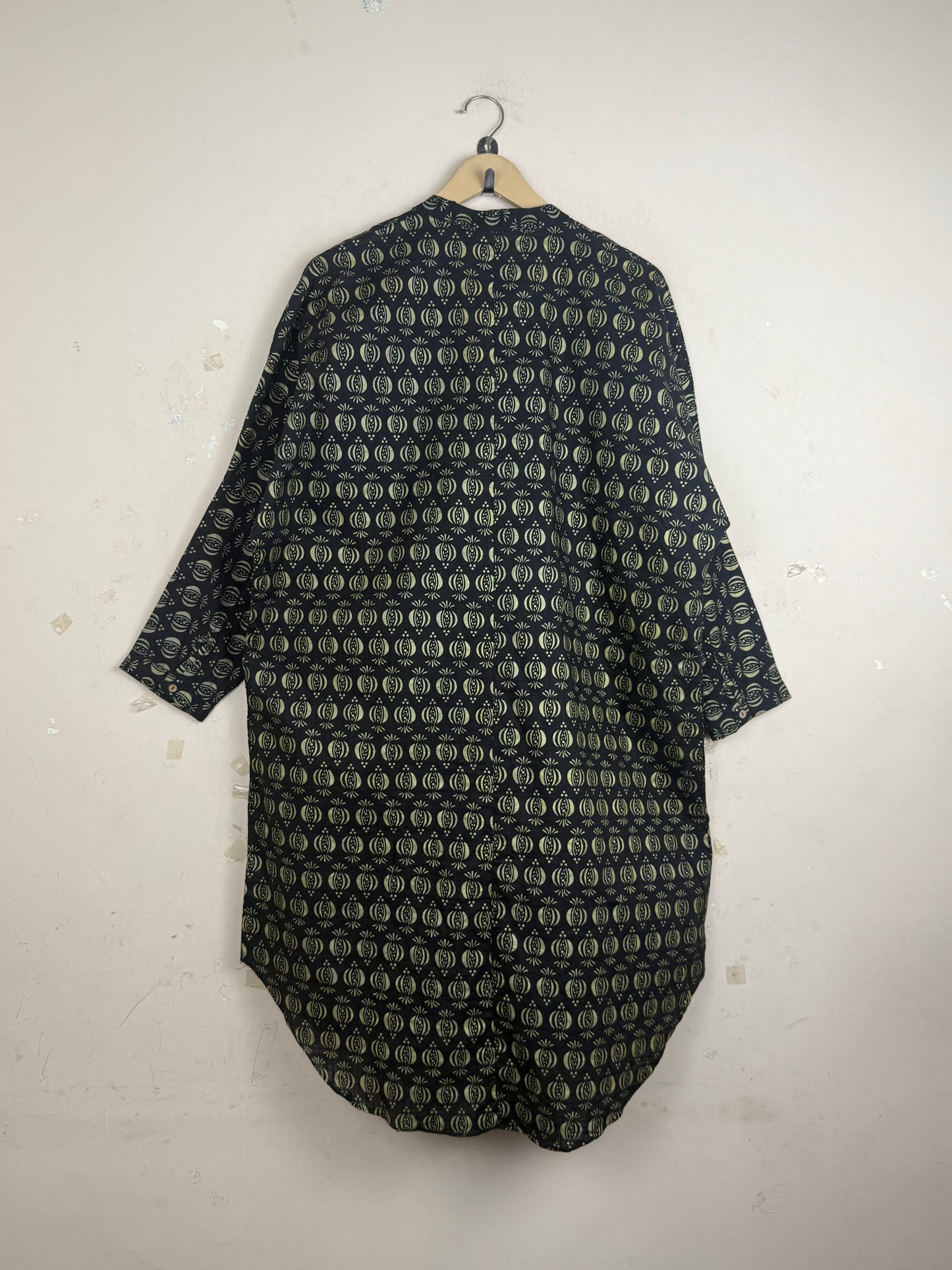 Preloved Summer Kurti by GENERATION in Black LAWN for Womens - Premium Condition | OTS Pakistan (SK-114)