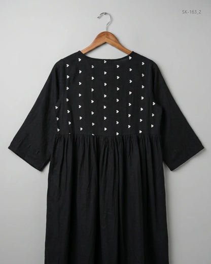 Preloved Summer Kurti by CHENONE in Black Cotton for Womens - Premium Condition | OTS Pakistan (SK-163)