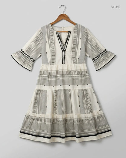 Premium Condition Summer Kurti | Preloved F&F | Black & White Khadar | Thrift Shop for Womens Karachi Pakistan | OTS