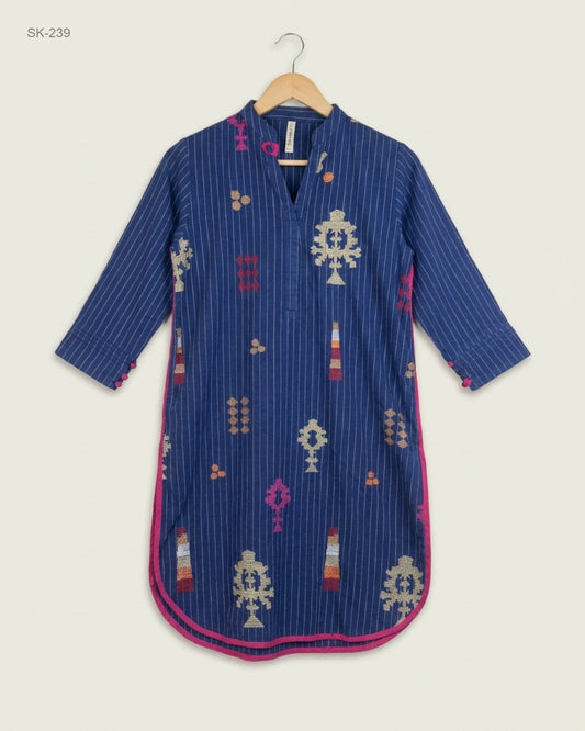 Secondhand Branded Summer Kurti by ETHNIC, Blue Khadhar fabric, Premium condition, for Womens - Online Thrift Shop Karachi Pakistan