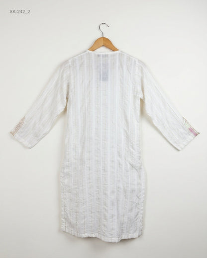 Buy White Cotton Summer Kurti by SENORITA - Premium condition for Womens | Preloved OTS Pakistan (SK-242)