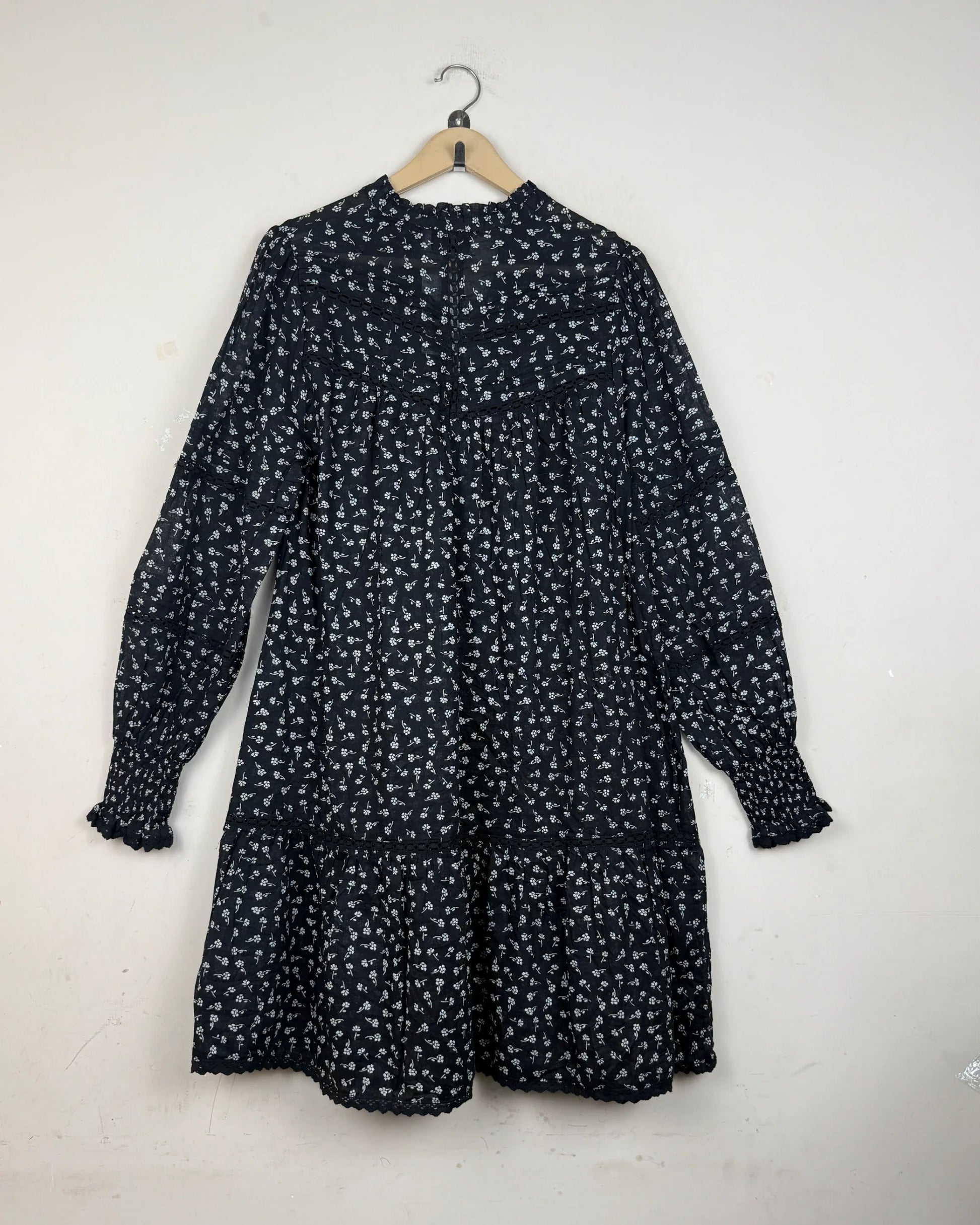 Buy Premium Summer Kurti in Black Viscose by NEO NOIR for | OTS Thrift Store Pakistan