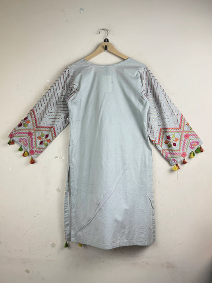 Buy Grey Lawn Summer Kurti by Hunars - Excellent condition for Women | Preloved OTS Pakistan (SK-59)