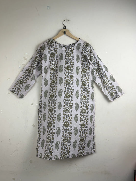 Secondhand Branded Summer Kurti by Cut Label, Multi Lawn fabric, Premium condition, for Women - Online Thrift Shop Karachi Pakistan
