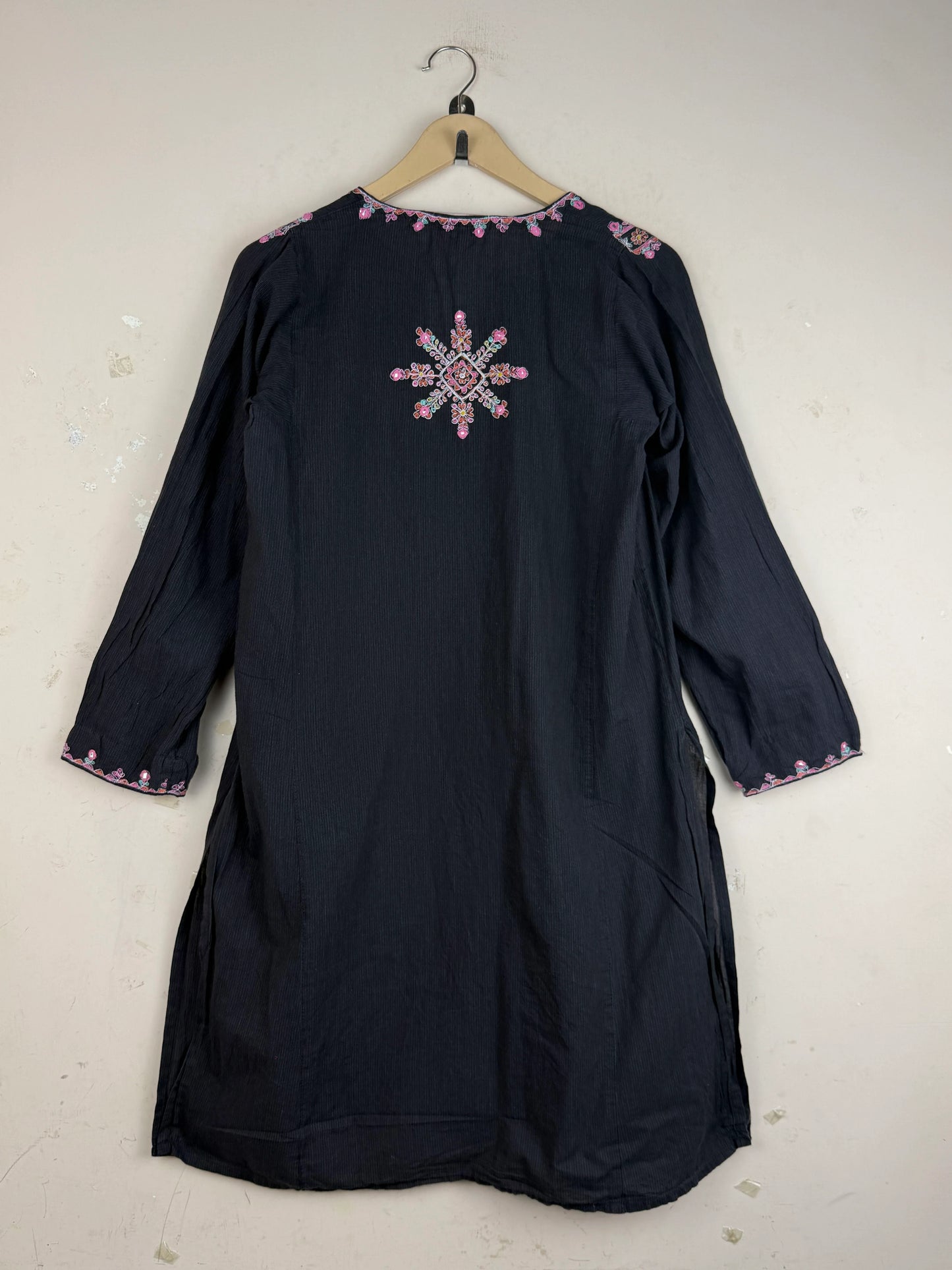 Preloved Summer Kurti by GENERATION in Black Lawn for Women - Premium Condition | OTS Pakistan (SK-98)