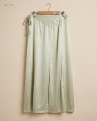 UNKNOWN (SKT-175) Satin Maxi Skirt