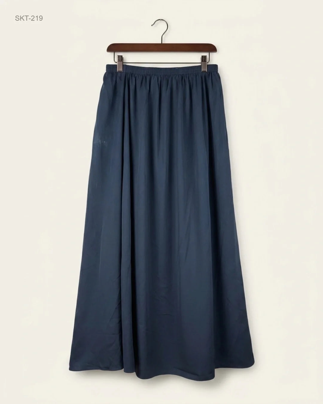 Premium Condition Women's skirts | Preloved CUT LABEL | Grey Polyester | Thrift Shop for Womens Islamabad Pakistan | OTS