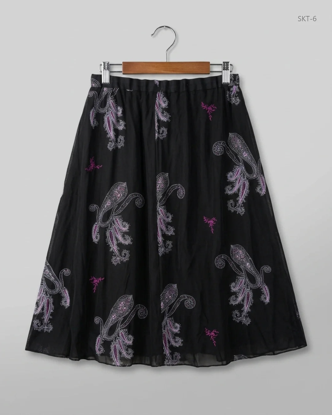 Secondhand Branded Women's skirts by CUT LABEL, Black Polyester fabric, Premium condition, for - Online Thrift Shop Lahore Pakistan