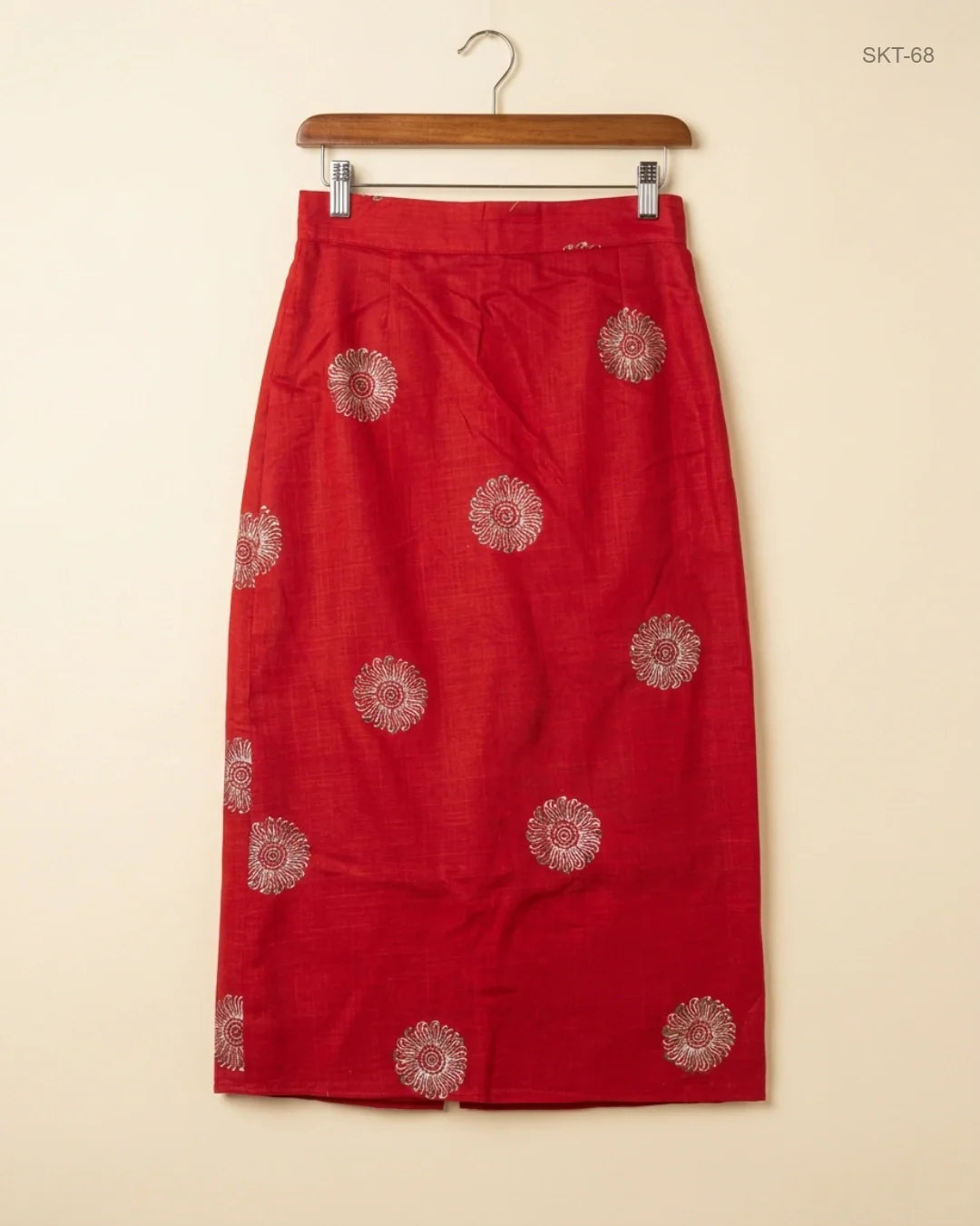 CUT LABEL (SKT-68) Red Women'S Skirts