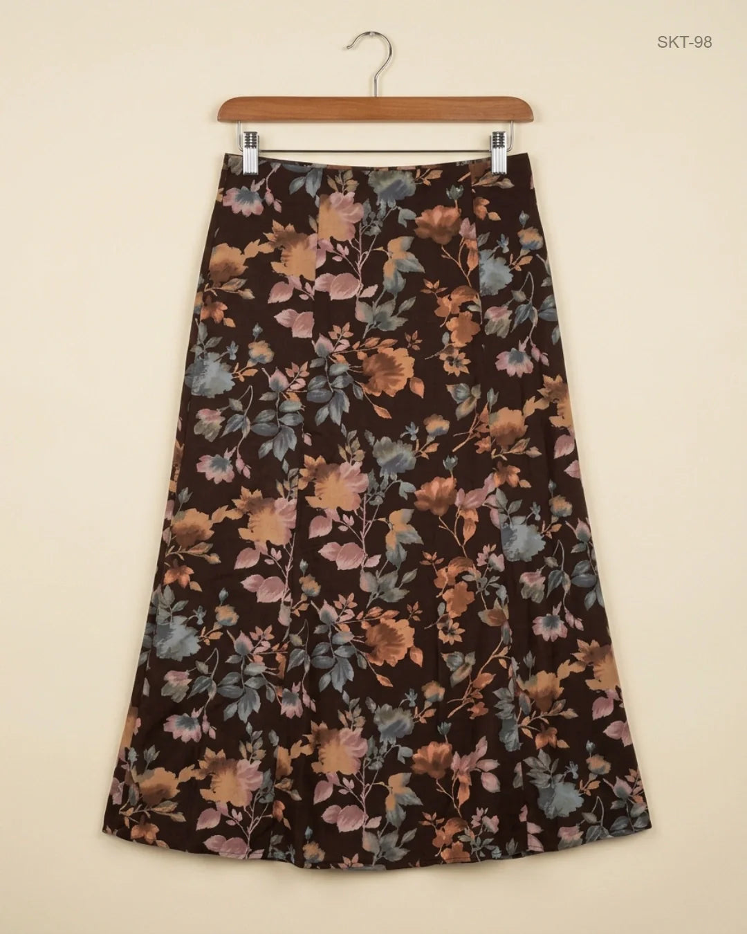 Secondhand Branded Women's skirts by Liz claiborne, Brown Cotton fabric, Premium condition, for Womens - Online Thrift Shop Lahore Pakistan