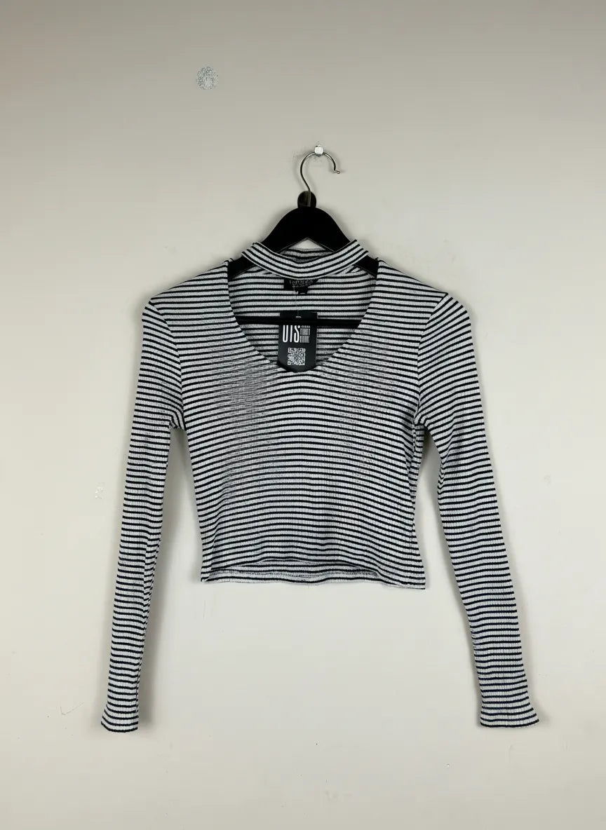 Black & White Winter Crop Top by Topshop (WCT-104)