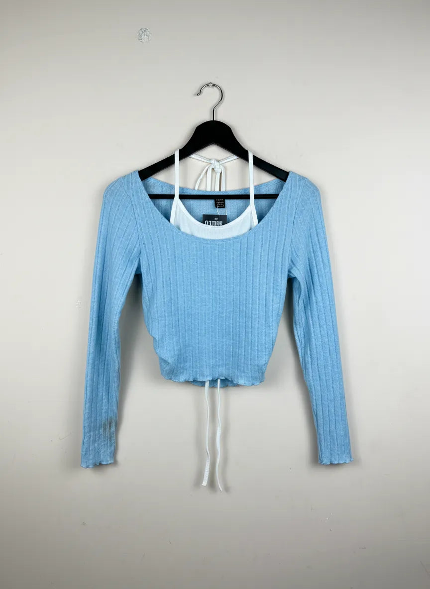 Secondhand Branded Winter Crop Tops by Shein, SkyBlue Polyester fabric, Premium Plus condition, for Women - Online Thrift Shop Lahore Pakistan