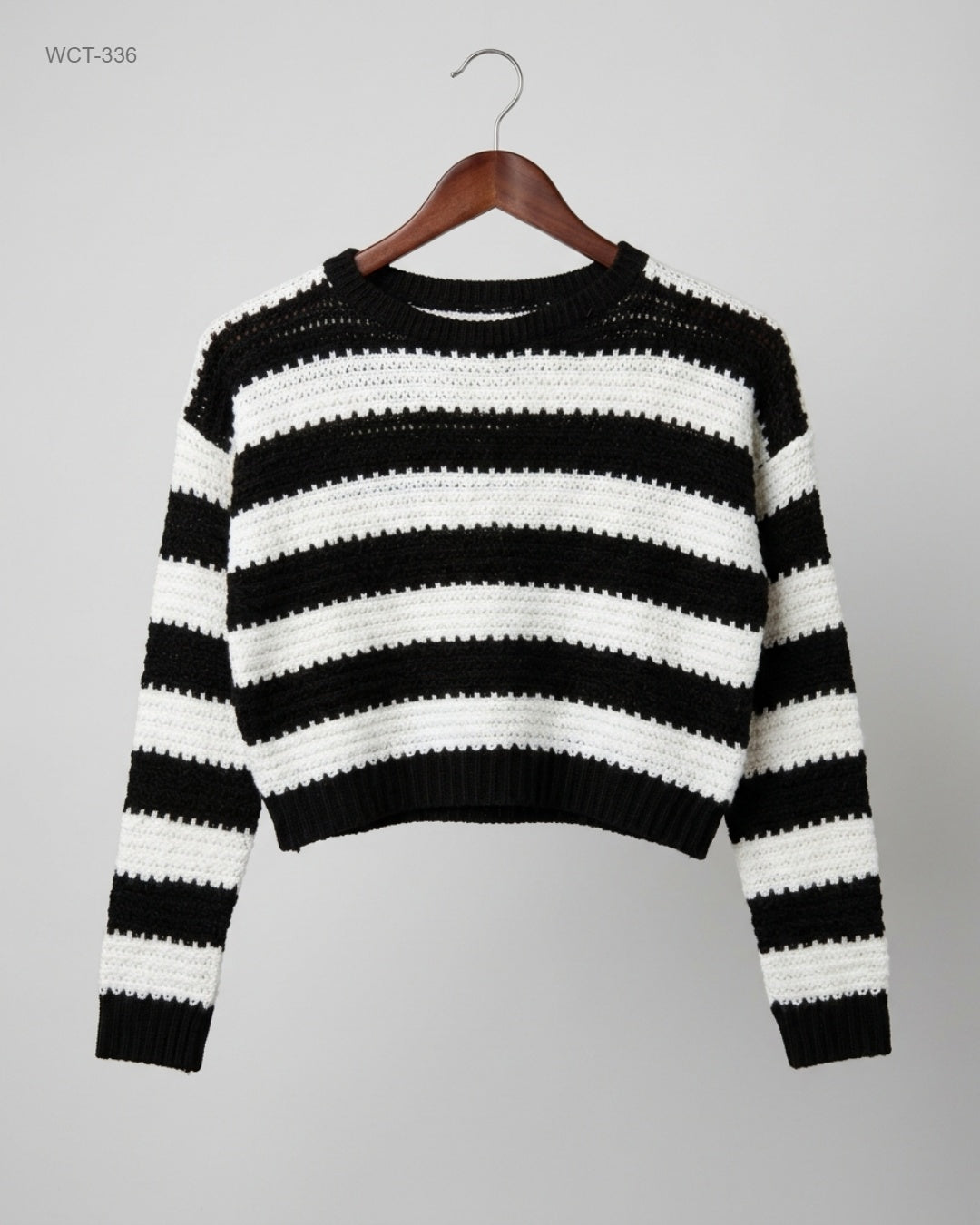 Winter Crop Tops | Atmosphere | Preloved Branded | Black & White Acrylic | Premium | OTS Thrift Store Peshawar Pakistan