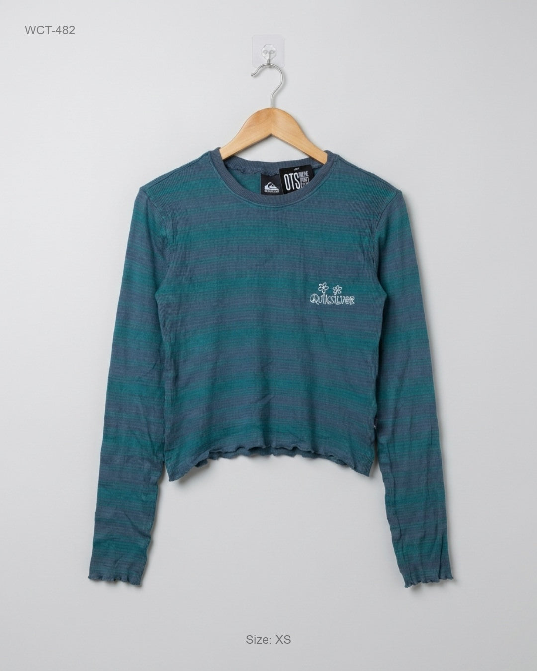 Quiksilver (WCT-482) Long-Sleeve Ribbed Crop Top
