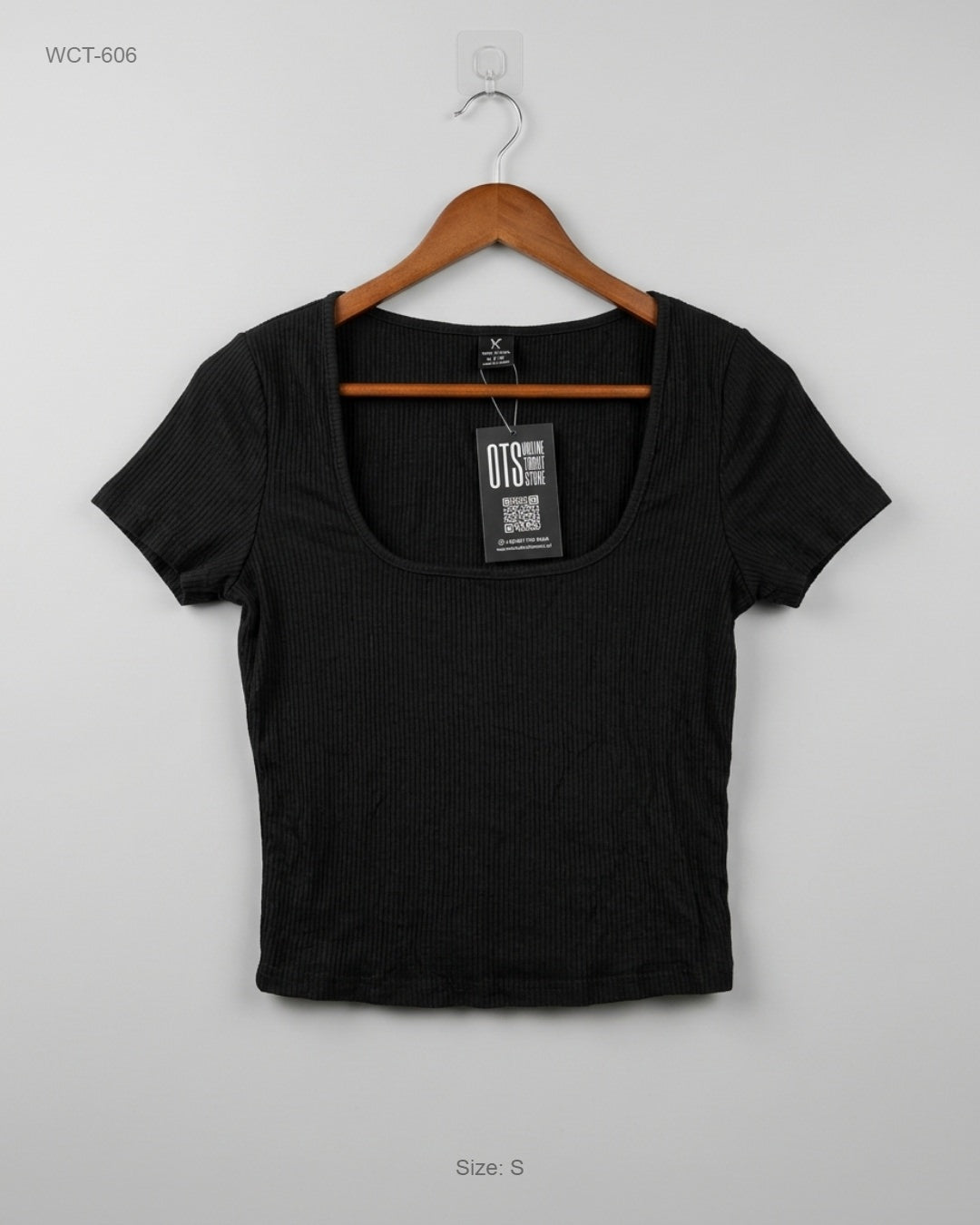 SHEIN (WCT-606) Ribbed Scoop Neck Crop Top