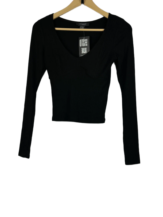 UK Imported secondhand Winter Crop Tops - Primark brand, Black Polyester, Premium condition, for Women - Online Thrift Store Lahore Pakistan