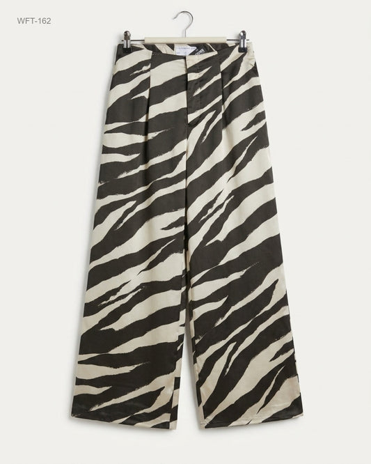 Premium Condition Women Flapper Trouser | Preloved Primark | Black Polyester | Thrift Shop for Karachi Pakistan | OTS