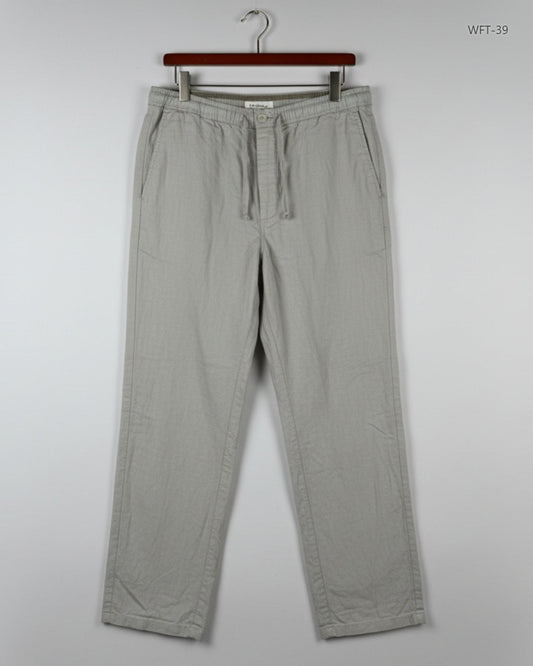 Excellent Condition Women Flapper Trouser | Preloved Chino | OffWhite Cotton | Thrift Shop for Womens Karachi Pakistan | OTS