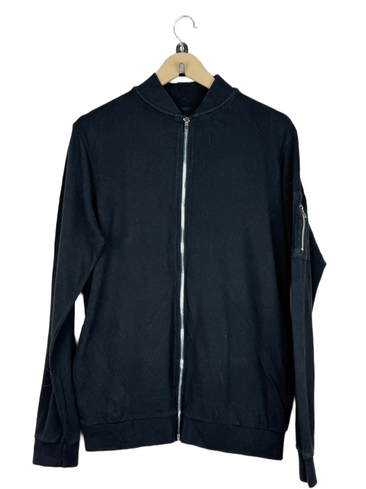 Winter Hoodies & Sweatshirtss | Mango | Preloved Branded | Black Cotton | Premium | OTS Thrift Store Peshawar Pakistan