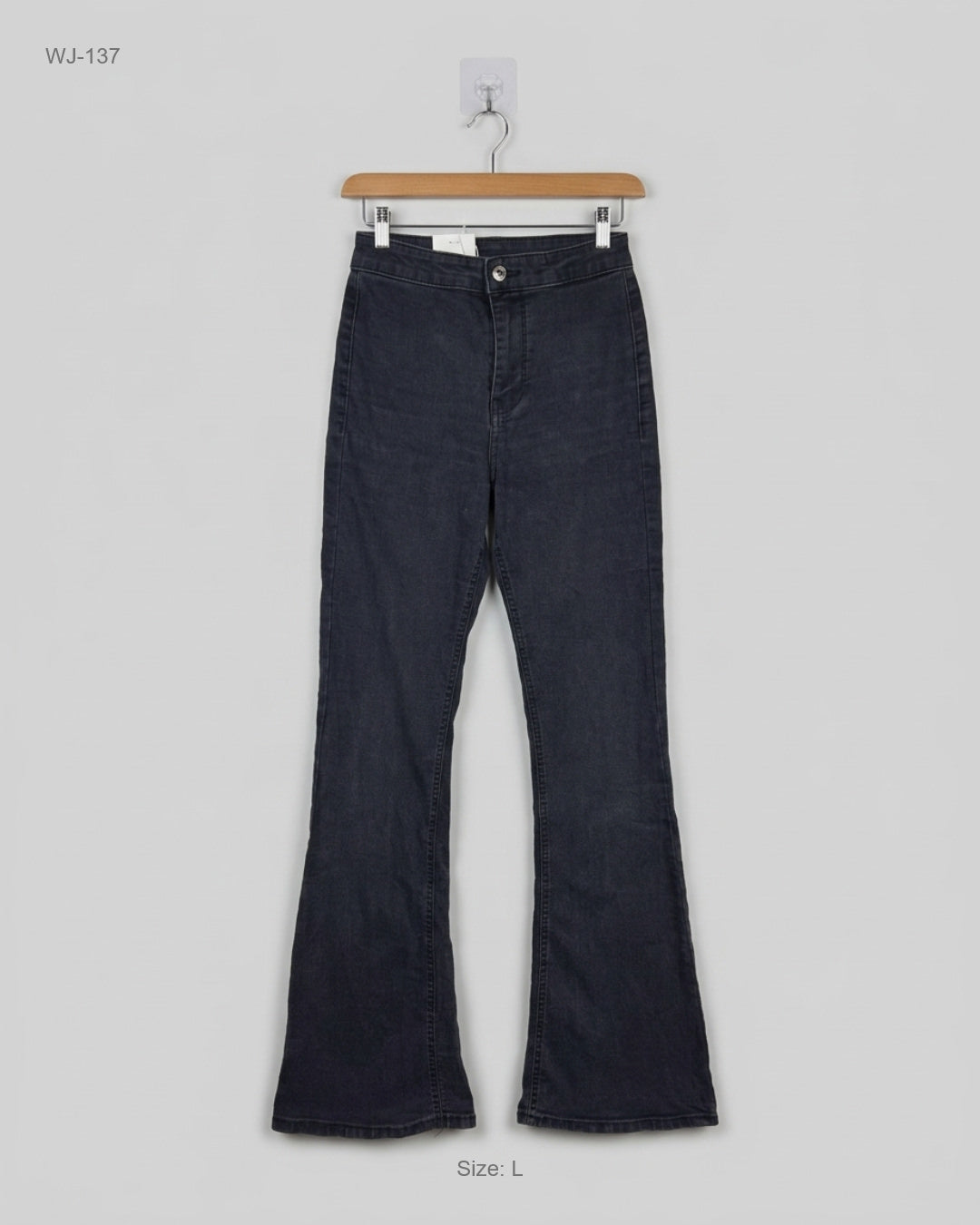 Premium Condition Women Jeans | Preloved BERSHKA | Black Denim | Thrift Shop for Peshawar Pakistan | OTS