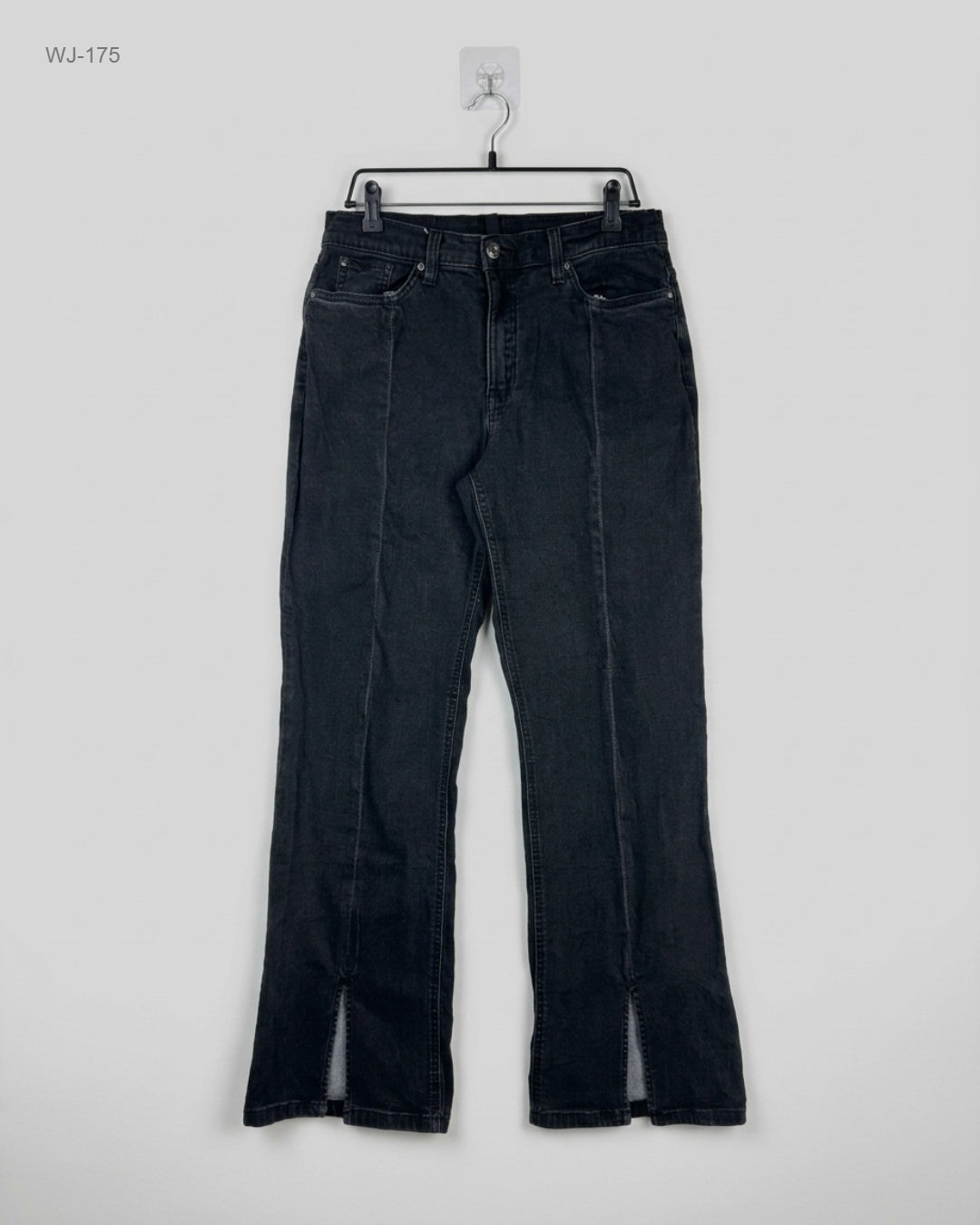 Premium Condition Women Jeans | Preloved Rainbow | Black Contton | Thrift Shop for Karachi Pakistan | OTS