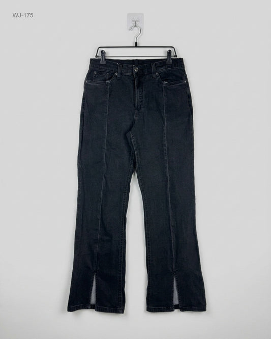 Premium Condition Women Jeans | Preloved Rainbow | Black Contton | Thrift Shop for Karachi Pakistan | OTS