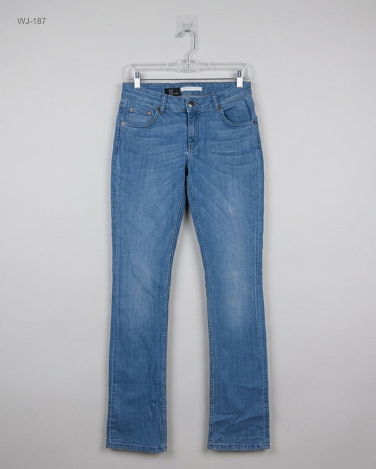Shop Premium Women Jeans by M.A.M.B | Preloved Branded Clothes | BLUE Contton | | OTS Thrift Store Karachi Pakistan