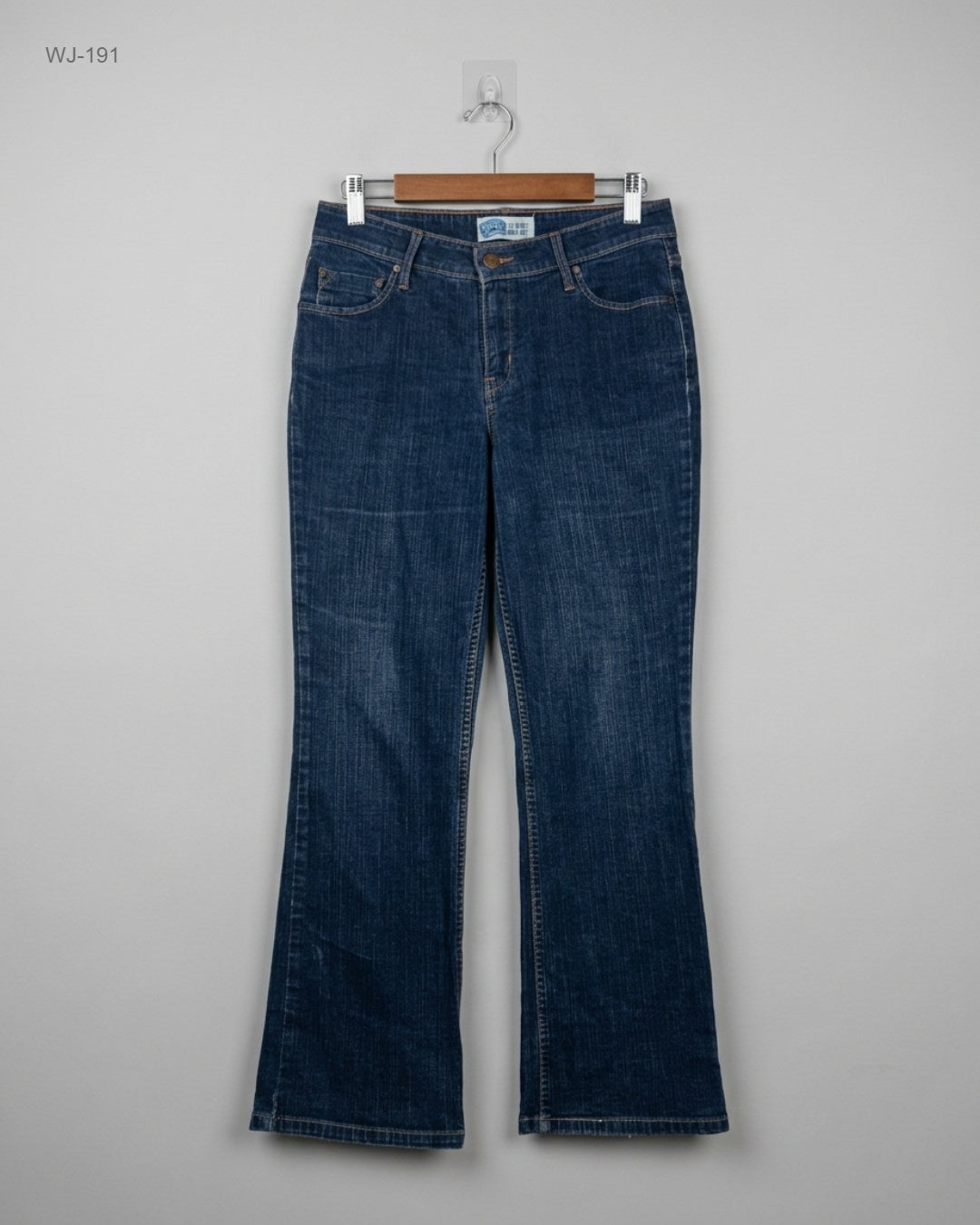 UK Imported secondhand Women Jeans - SIGNATURE brand, Dark BLUE Contton, Premium condition, for - Online Thrift Store Islamabad Pakistan