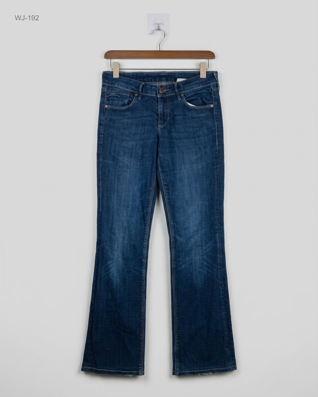 Shop Premium Women Jeans by H&M | Preloved Branded Clothes | Blue Contton | | OTS Thrift Store Peshawar Pakistan