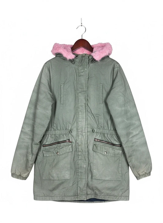 Shop Premium Bomber & Puffer Jackets by Very | Preloved Branded Clothes | Green Cotton | Women | OTS Thrift Store Peshawar Pakistan