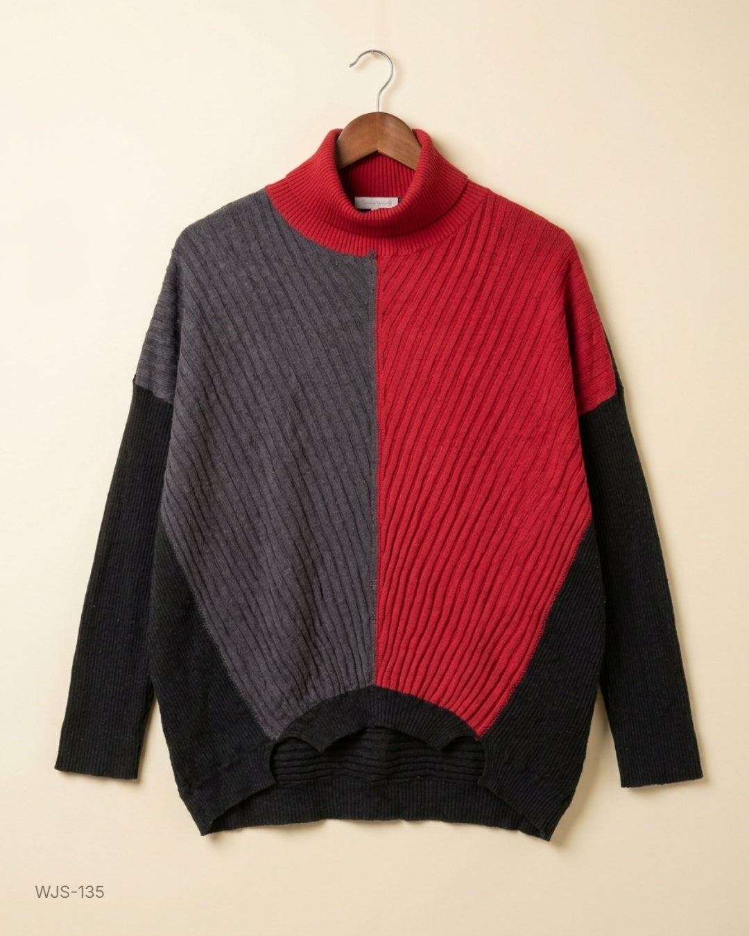 SELECT (WJS-135) Color-Block Turtleneck Sweater