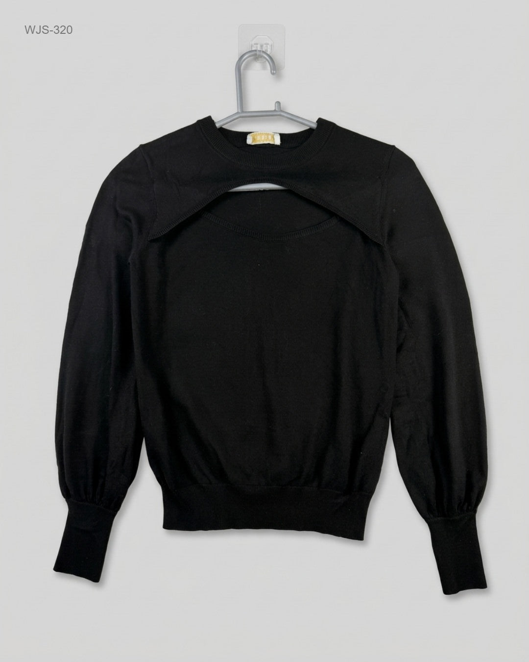 KOOKAI (WJS-320) Cutout Detail Knit Top
