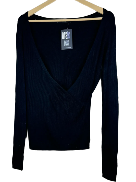 Shop Premium Winter Knitted Tops by George | Preloved Branded Clothes | Black Viscose | Women | OTS Thrift Store Lahore Pakistan