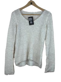 White Winter Knitted Top by New Look (WKT-142)