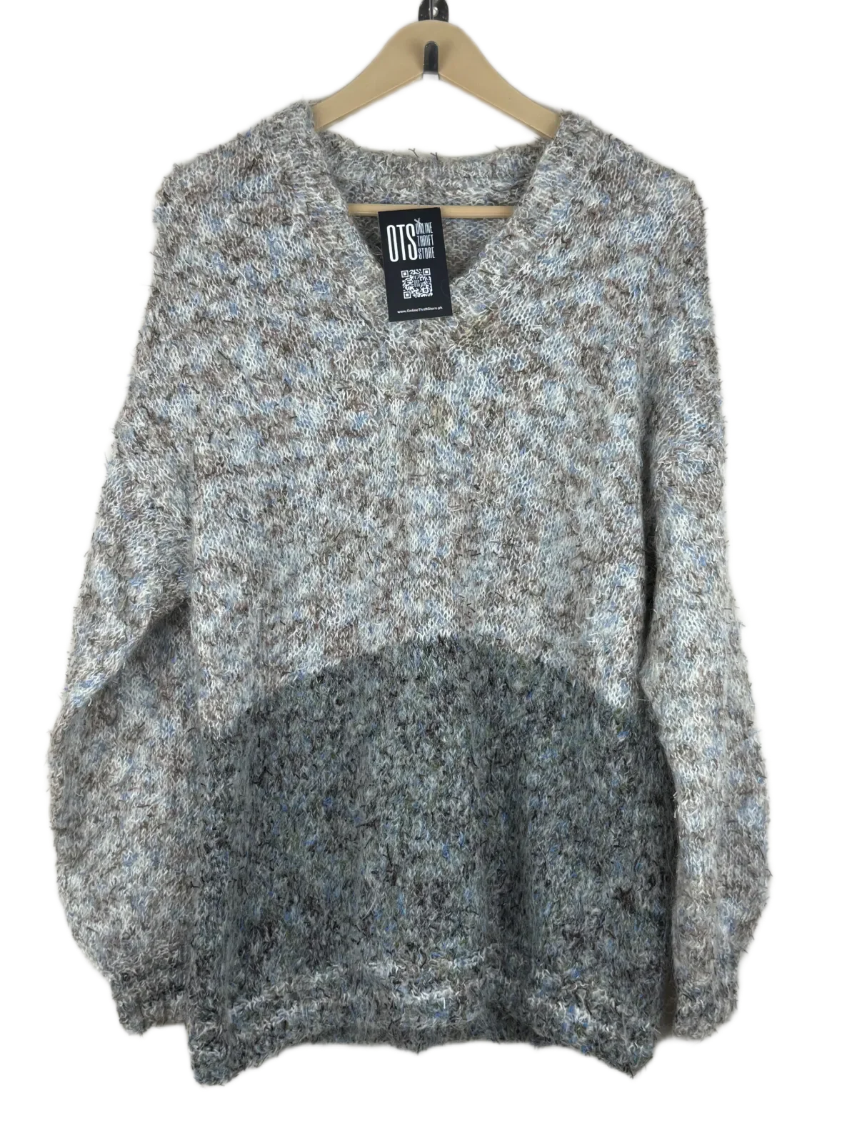 UK Imported secondhand Winter Knitted Tops - Unknown brand, Multi Polyester, Excellent condition, for Women - Online Thrift Store Peshawar Pakistan