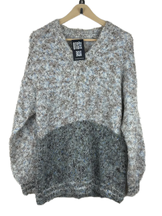 UK Imported secondhand Winter Knitted Tops - Unknown brand, Multi Polyester, Excellent condition, for Women - Online Thrift Store Peshawar Pakistan