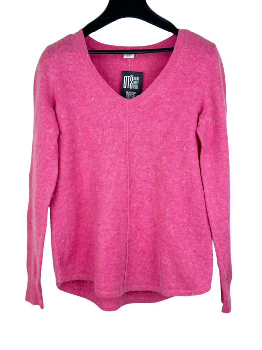 Preloved Premium Plus Winter Knitted Tops by GAP, Red Nylon for Women - OTS Thrift Shop Islamabad Pakistan