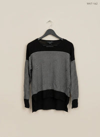 Black & White Winter Knitted Tops by Atmosphere (WKT-262)