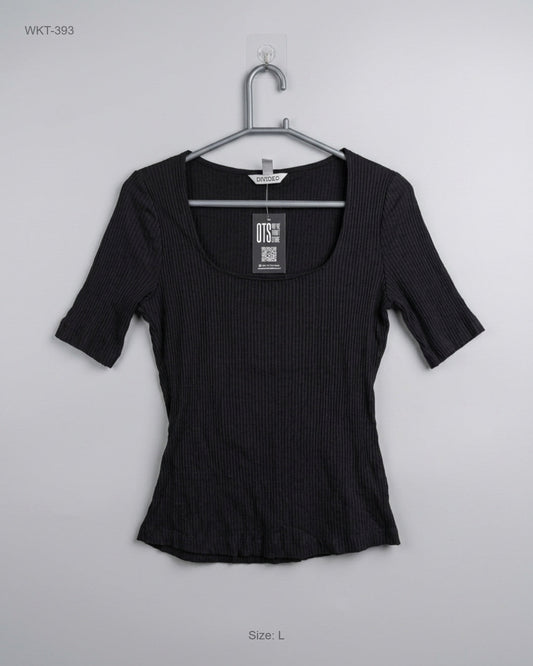 Winter Knitted Tops | H&M | Preloved Branded | Black Polyester | Premium | OTS Thrift Store Lahore Pakistan