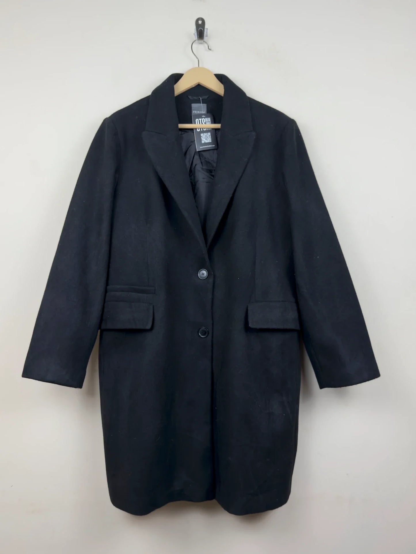 Secondhand Branded Women's Winter Long Coat by Primark, Black Polyester fabric, Premium condition, for Women - Online Thrift Shop Peshawar Pakistan
